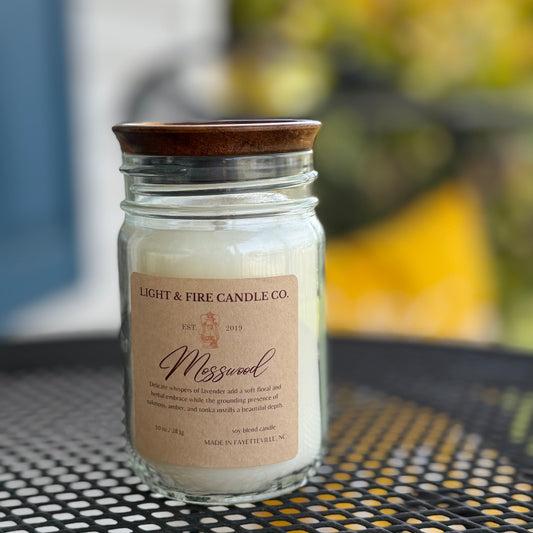 Mosswood: A Grounding Blend of Rich Forest Moss & Warm Cedarwood Candle